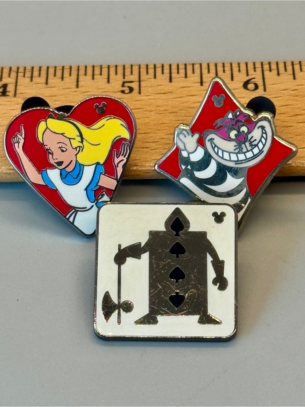 EUC Lot of 3 Disney Parks Hidden Mickey enamel pins from "Alice in Wonderland”